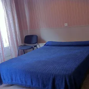 Des Arts , Paryż Francja