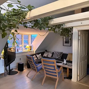 Lejlighed Med Udsigt, Århus